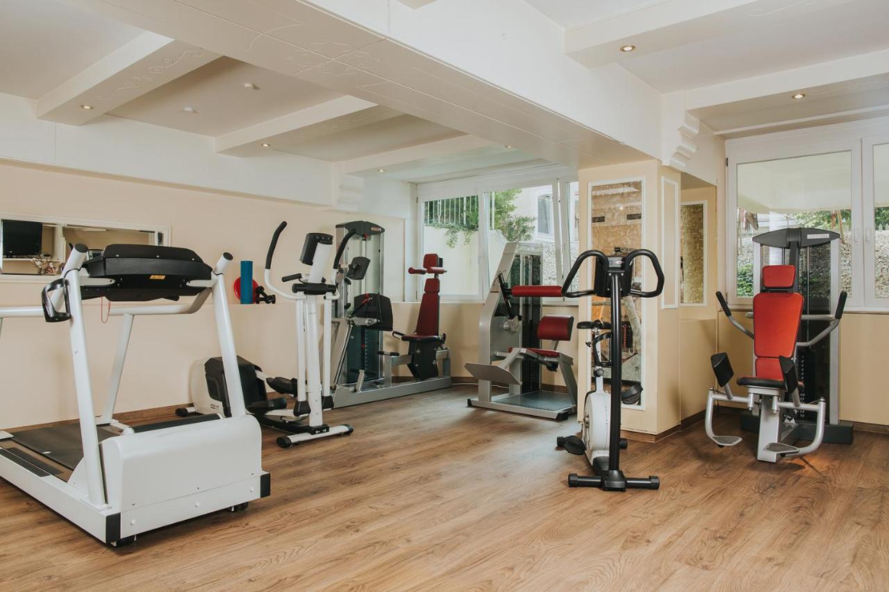 Ortner'S Resort 巴特法兴格 外观 照片 A gym at the hotel